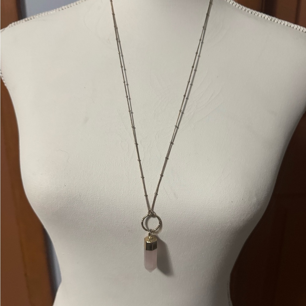 Elegant Pink Pendant Necklace